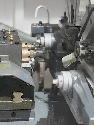 Tornos CNC