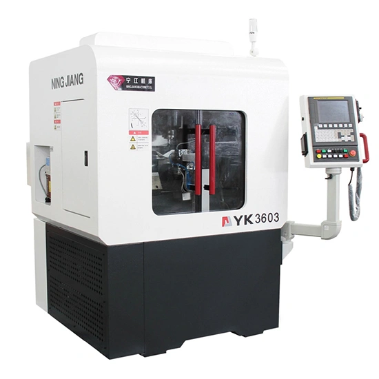 Talladora de engranajes horizontal CNC